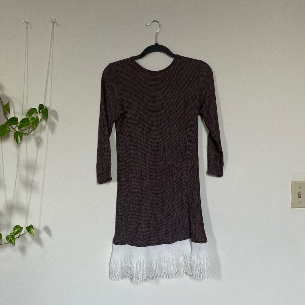 Half sleeve mini dress with ruffle trim
